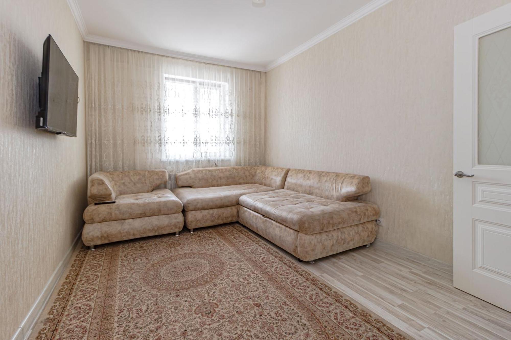Apartments 7 Я-14 อัสตานา ภายนอก รูปภาพ